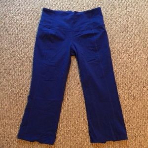 Lululemon gorgeous blue capris